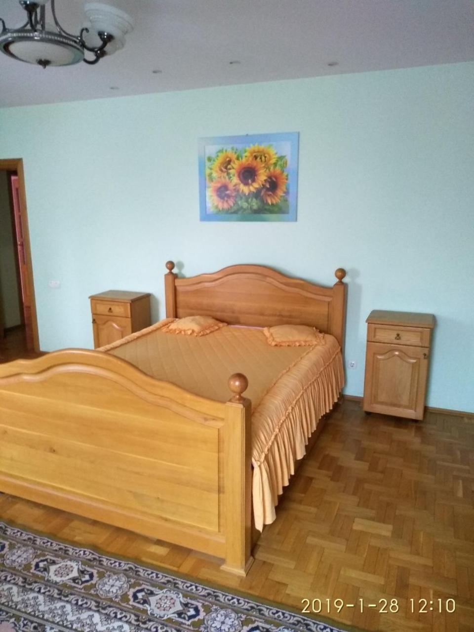 Будинок В Центрі Lutsʼk Dış mekan fotoğraf